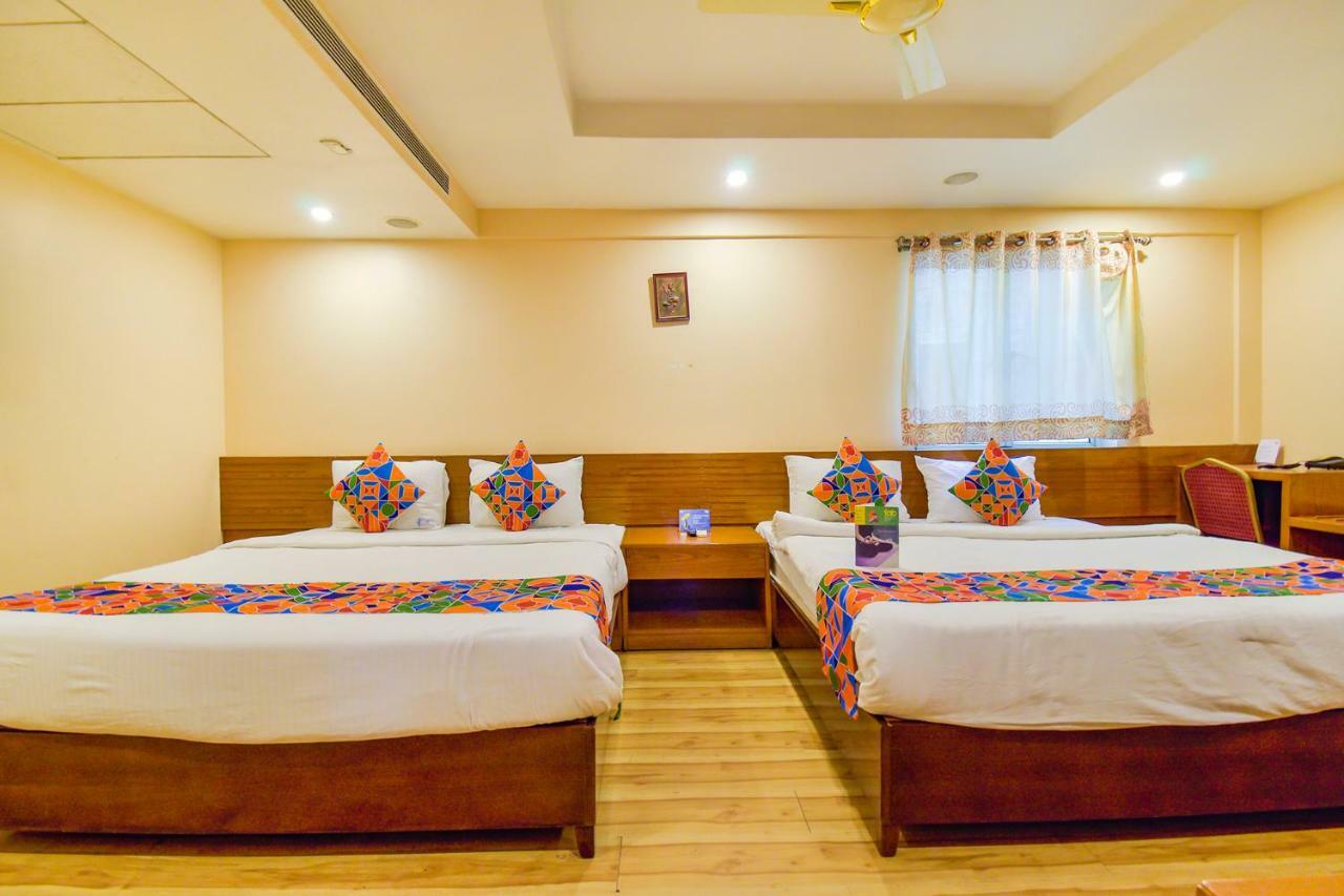 होटल Fabexpress Deccan Heritage - Nr Iskon Temple , Abids 3*